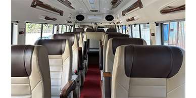 14 Seater Maharaja Tempo Traveller On Rent In Delhi